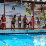 Blind swimmers active at the pool